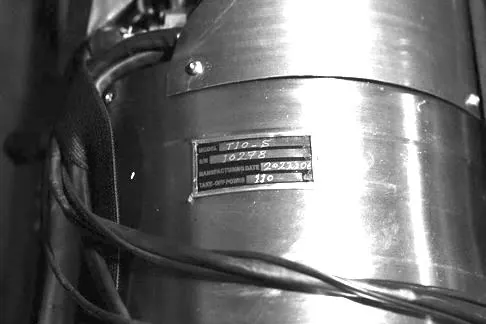 Rating plate of the Toloue 10 engine, S/N 10278